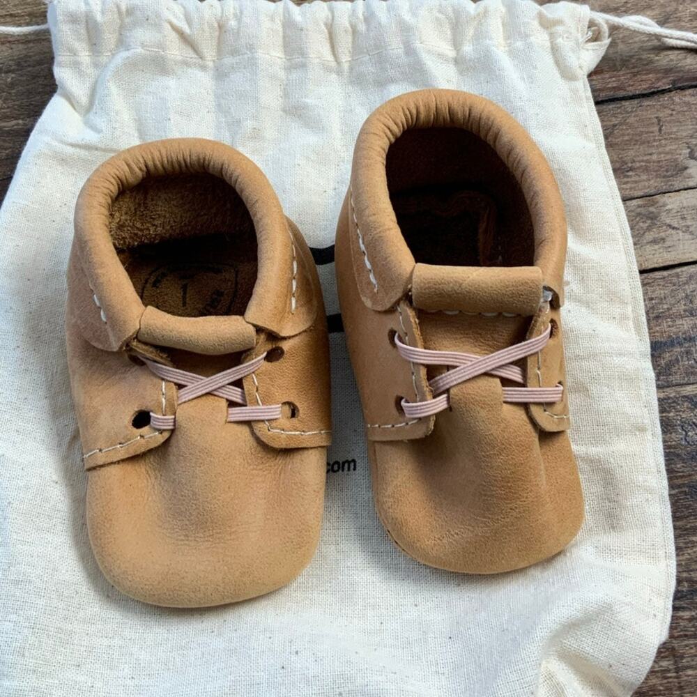 Freshly‎ picked leather shoes size 1